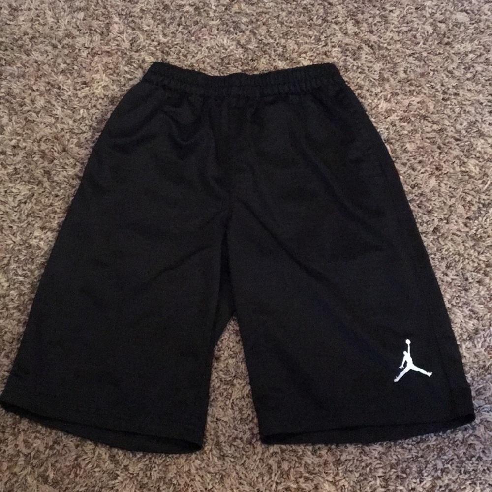 Boys Medium Jordan Shorts